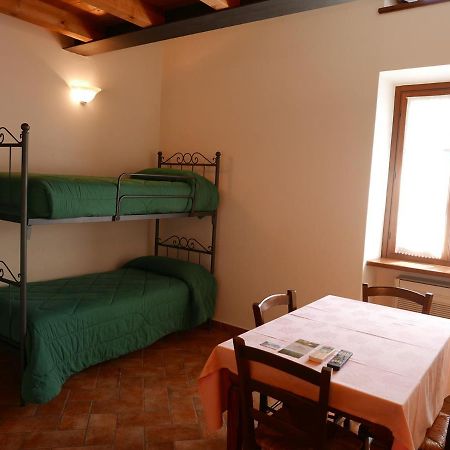 Agriturismo La Staffa Валеджо-суль-Минчо Экстерьер фото