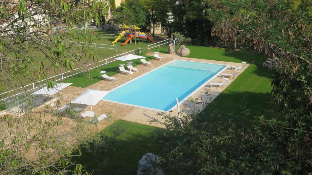 Agriturismo La Staffa Валеджо-суль-Минчо Экстерьер фото